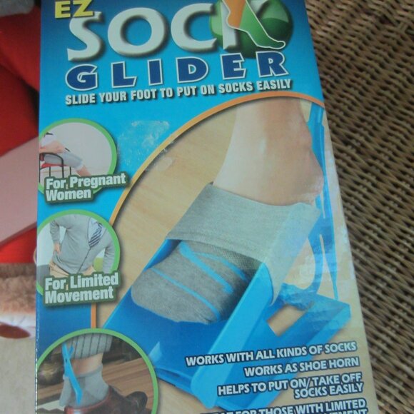 NIB/Sock Slider/As Seen on TV/BRAND NEW/Socks On and Off! - Picture 1 of 4